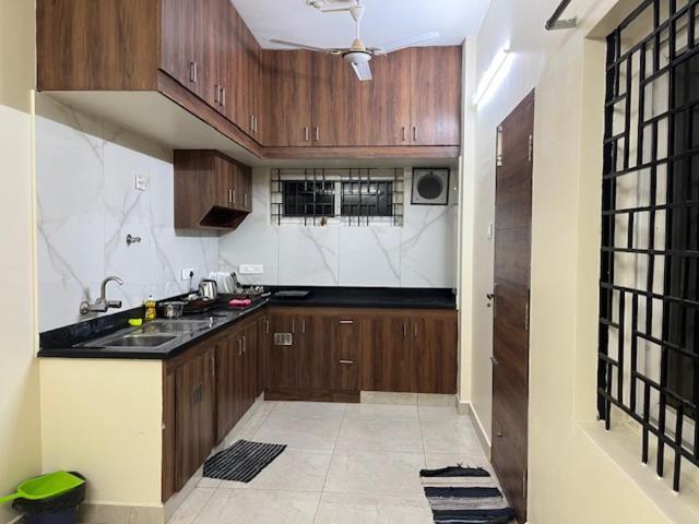 Апартаменты Girivalam Vista Residency Тируваннамалай Экстерьер фото