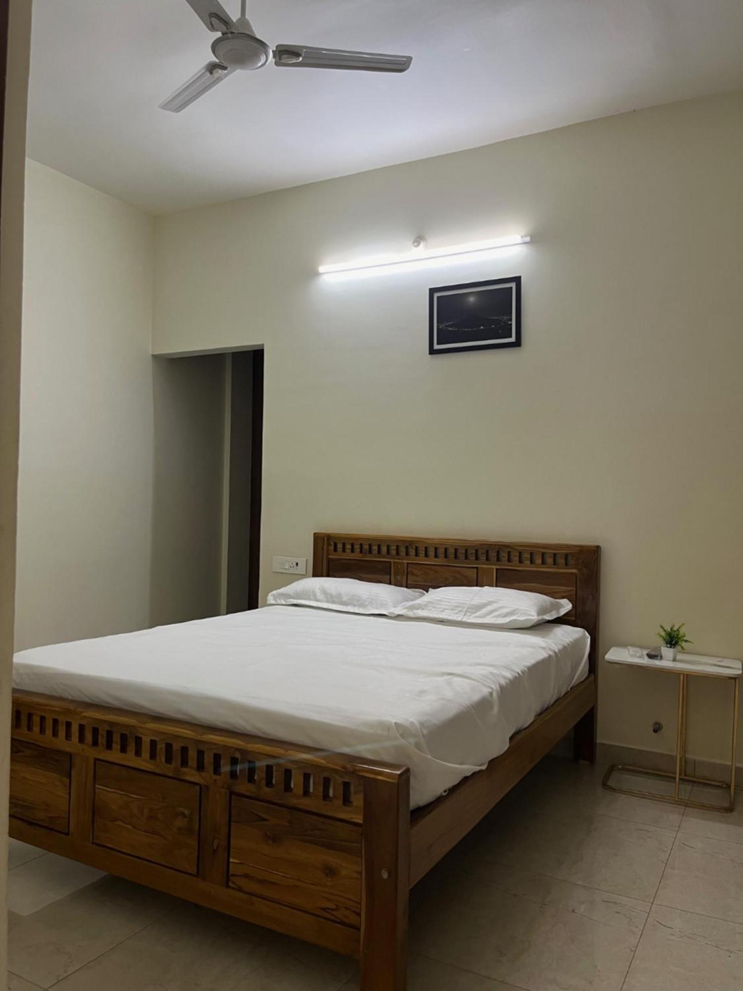 Апартаменты Girivalam Vista Residency Тируваннамалай Экстерьер фото