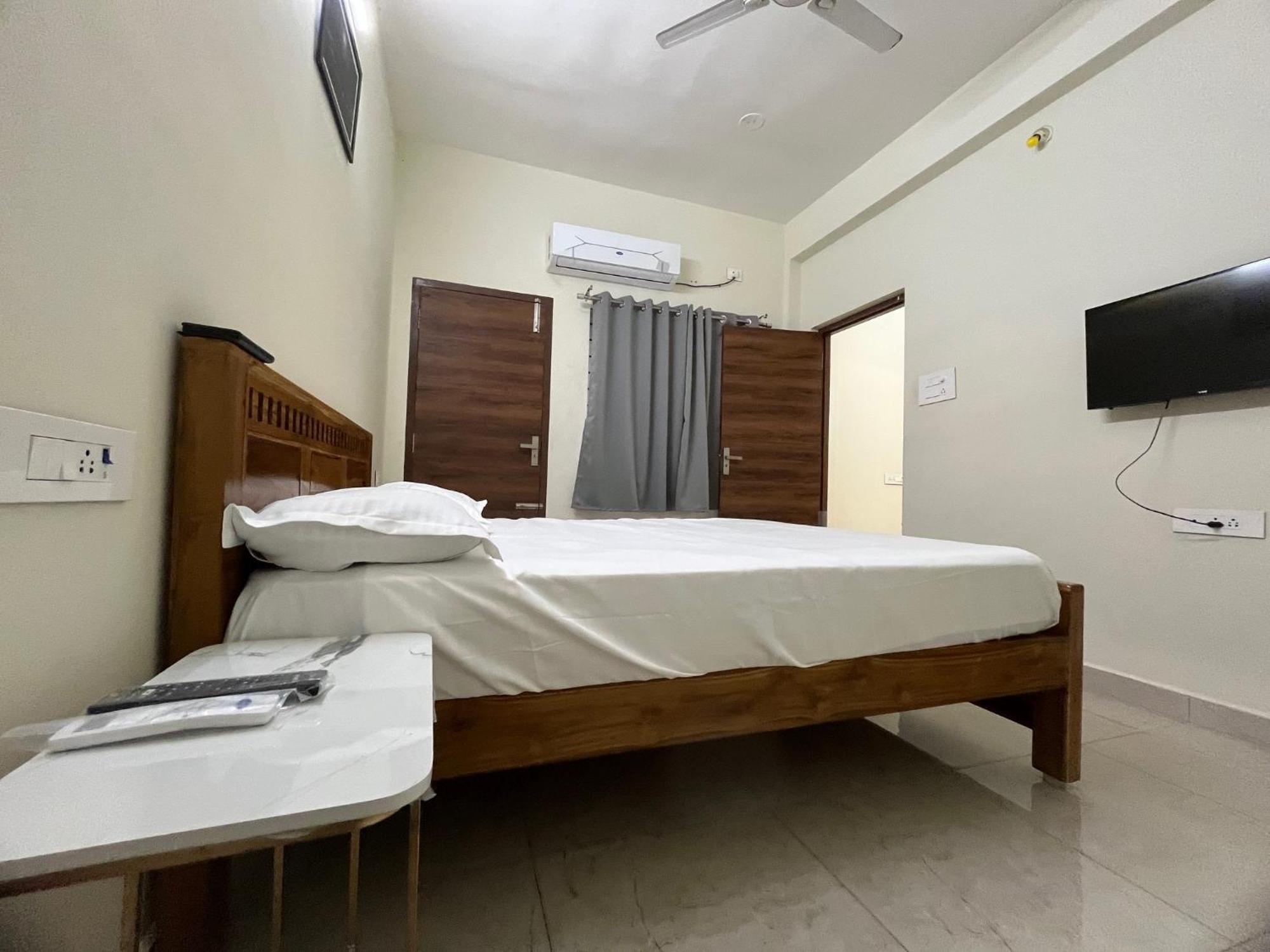 Апартаменты Girivalam Vista Residency Тируваннамалай Экстерьер фото